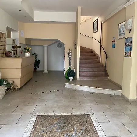 Dipendenza King Apartment